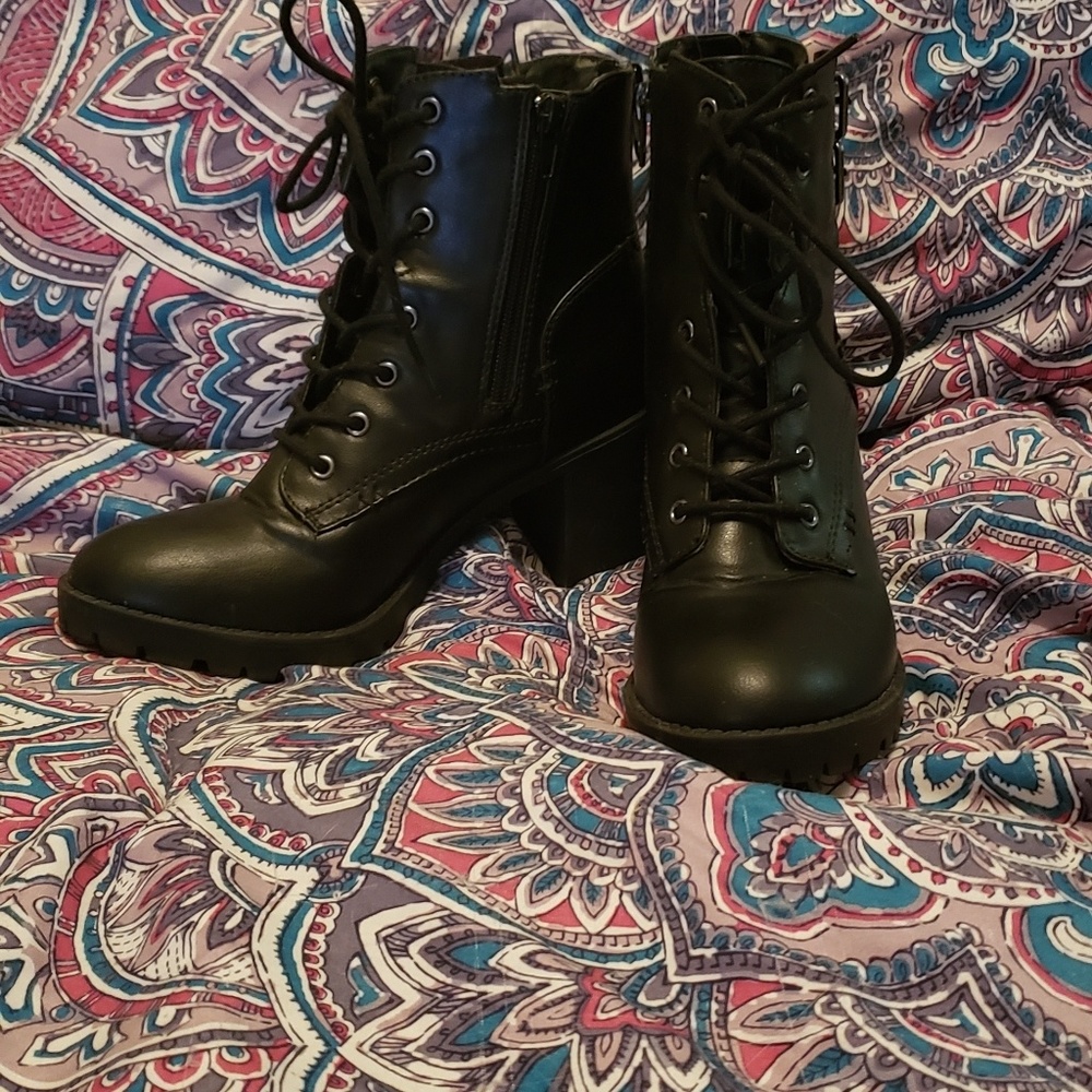 Steve Madden Compton combat boot